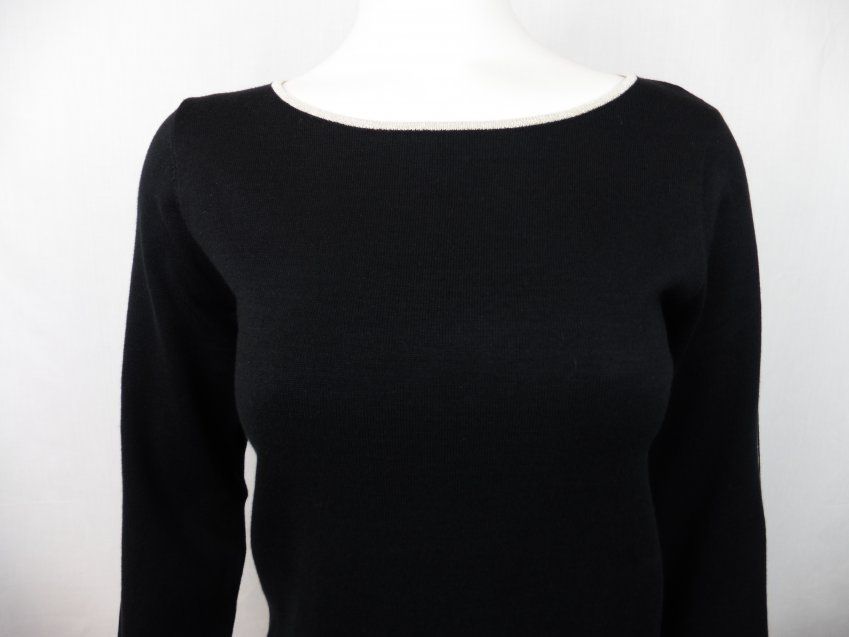 Jersey negro vivo dorado de WNT Collection