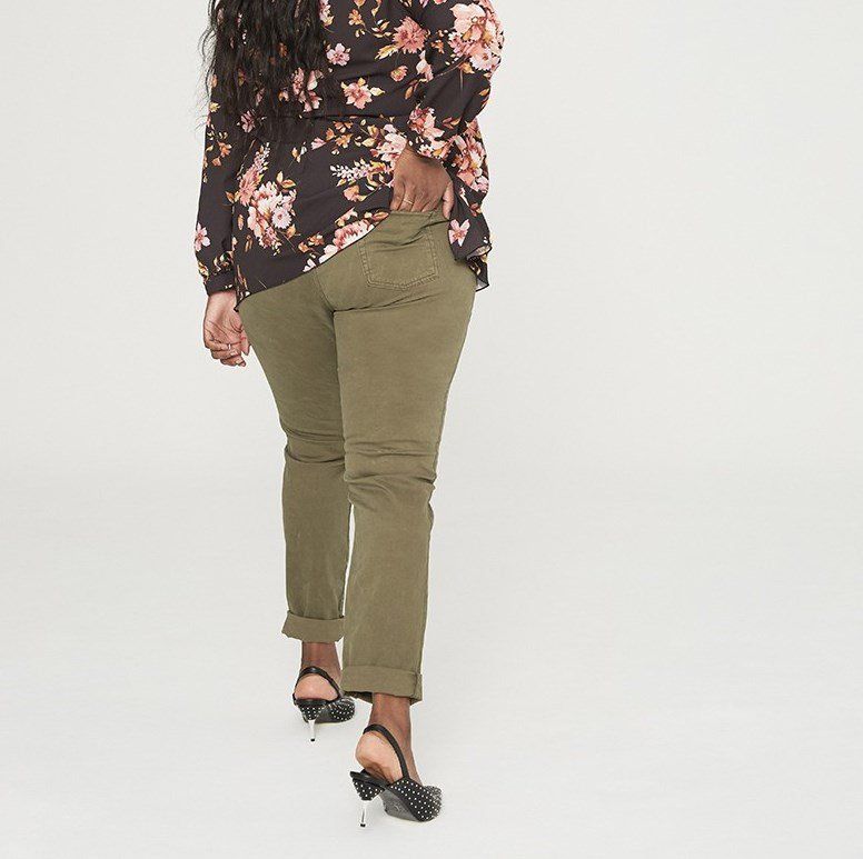 Pantalón 5 bolsillos verde de SPG Woman