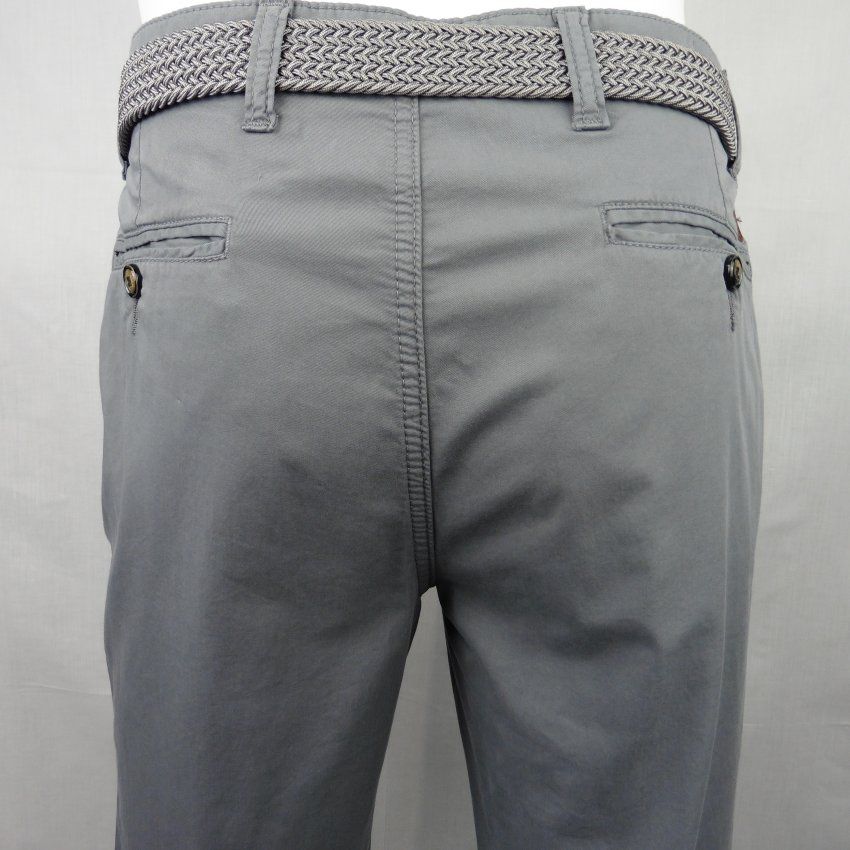 Pantalón gris de Tayron´s