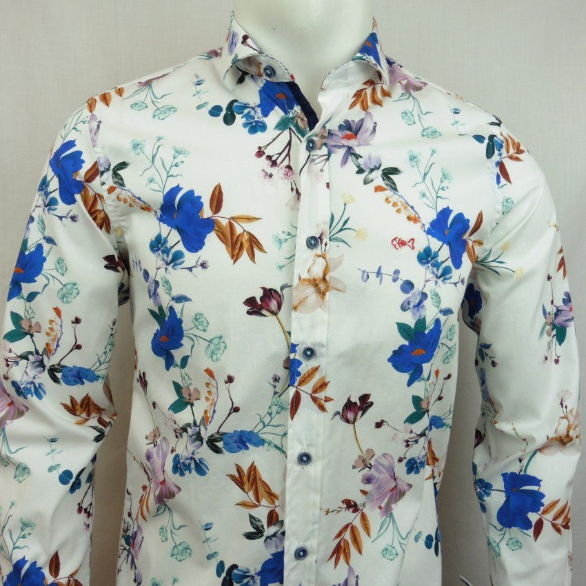 Camisa blanca flores grandes de Dark & Fish