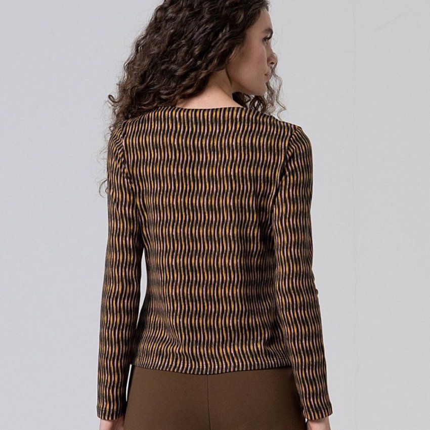 Camiseta punto cálido estampado vertical de Surkana