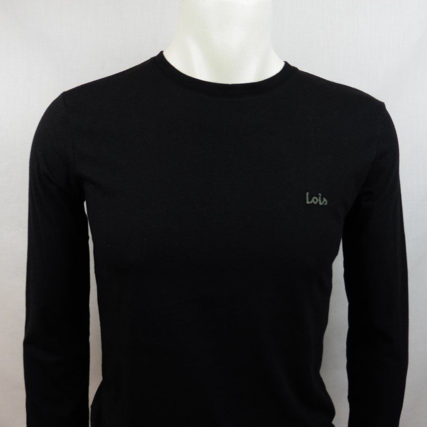 Camiseta básica negra de Lois