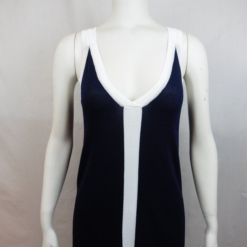 Vestido largo azul marino de punto de WNT Collection