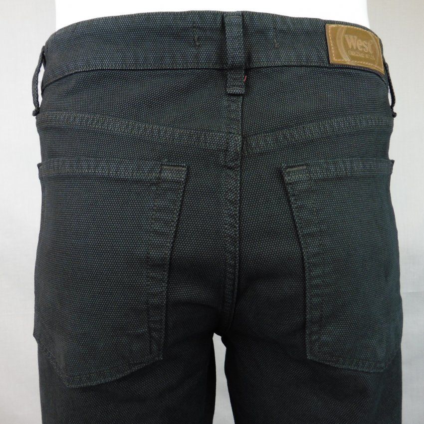 Pantalón 5 bolsillos negro dibujo de West
