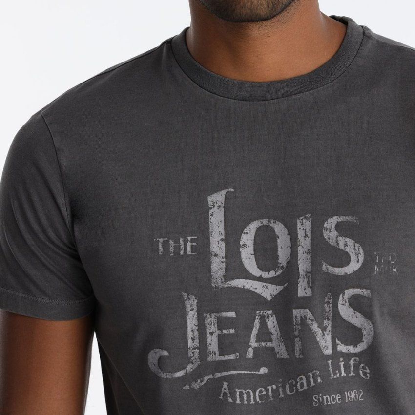 Camiseta gris letras de Lois