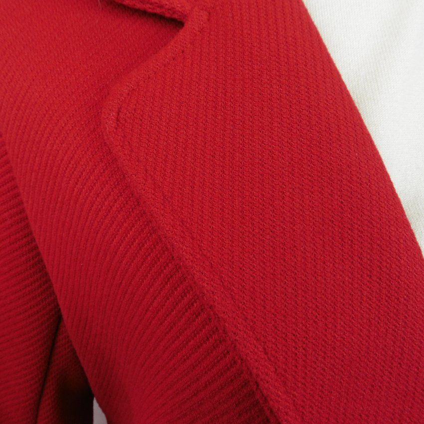 Abrigo rojo de WNT Collection