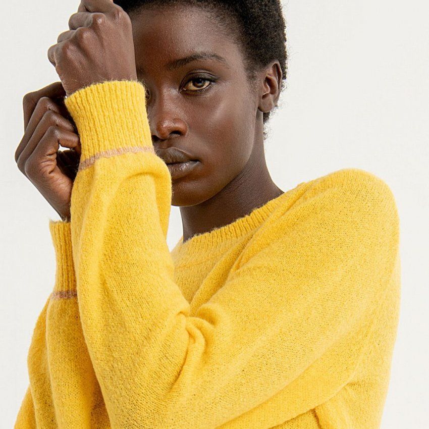 Jersey amarillo de Surkana