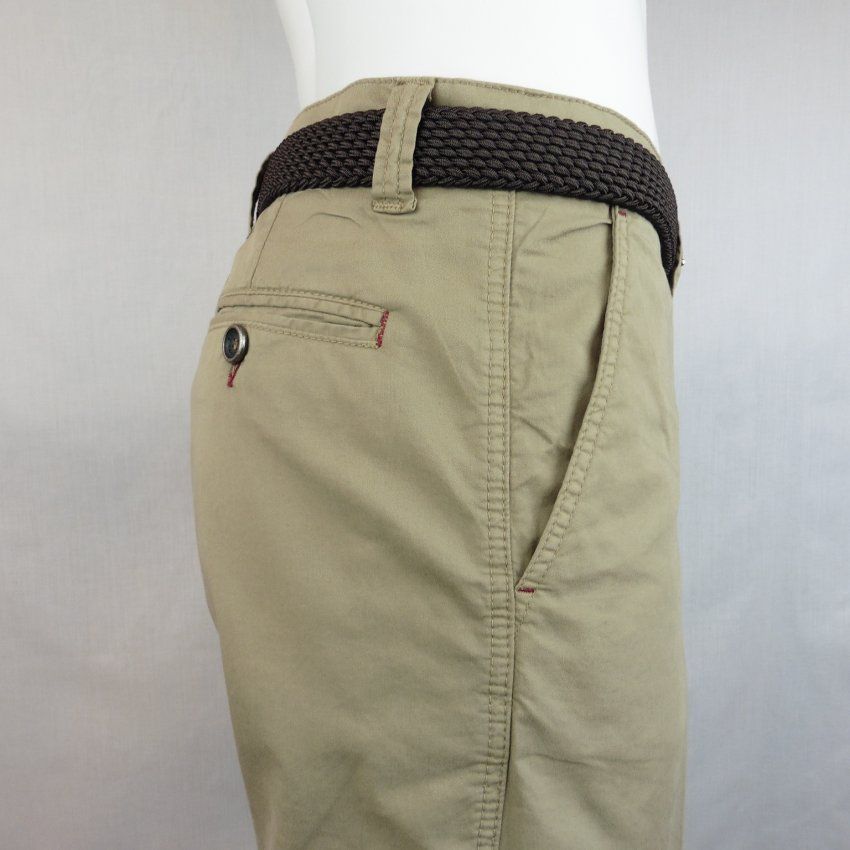Pantalón corto beige de Tayron´s