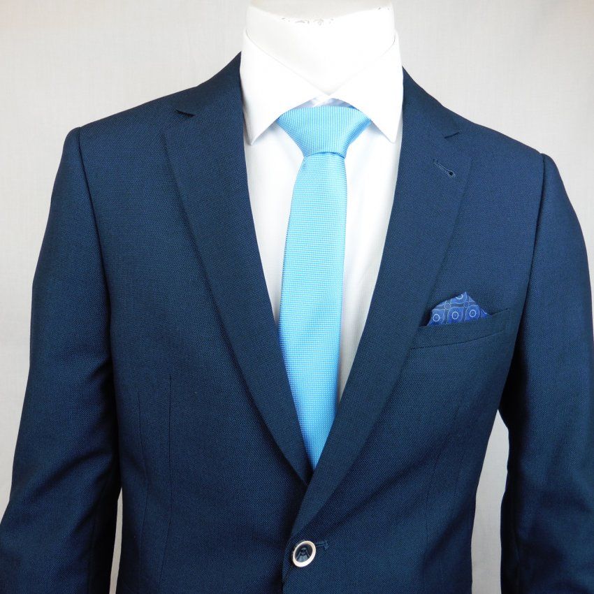 Traje entallado azul marino de True Man