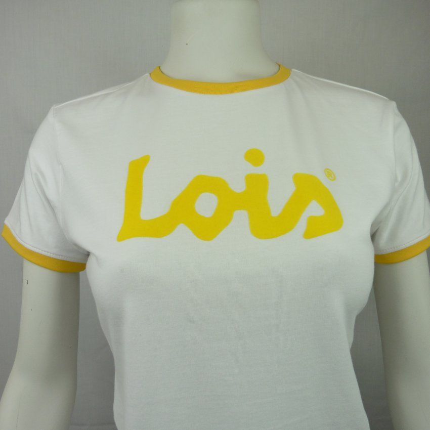 Camiseta blanca de Lois