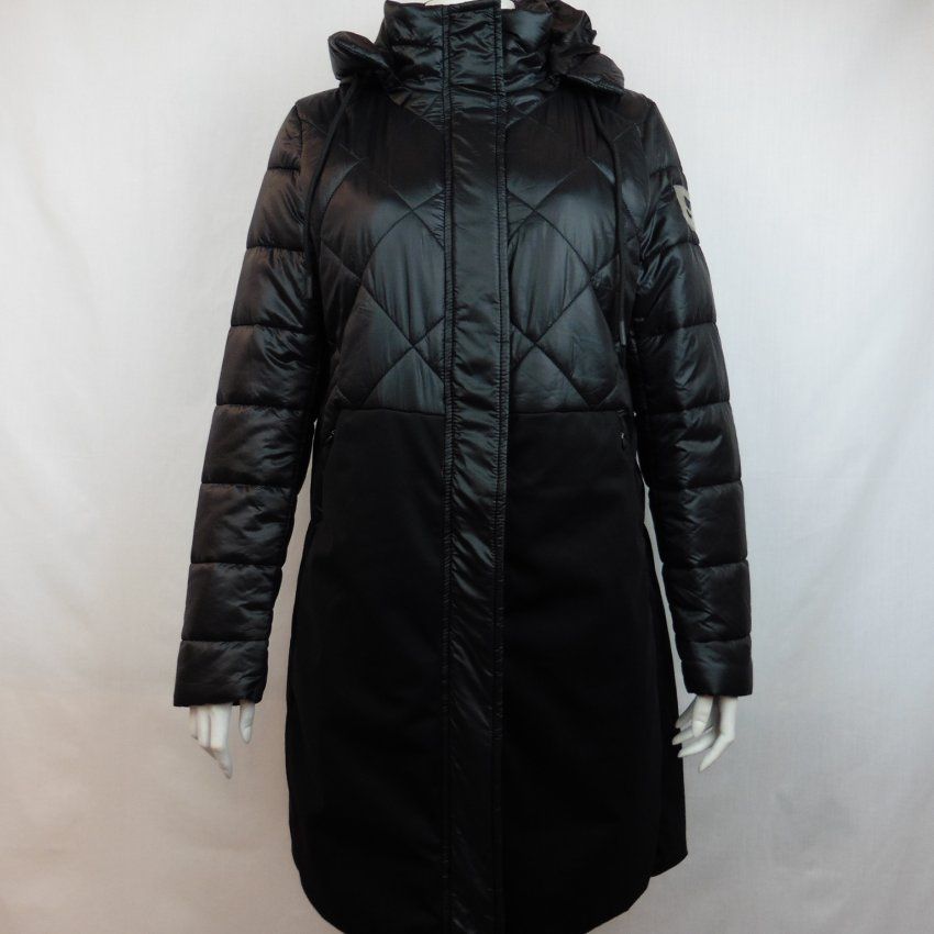 Chaquetón midi negro de WNT Collection