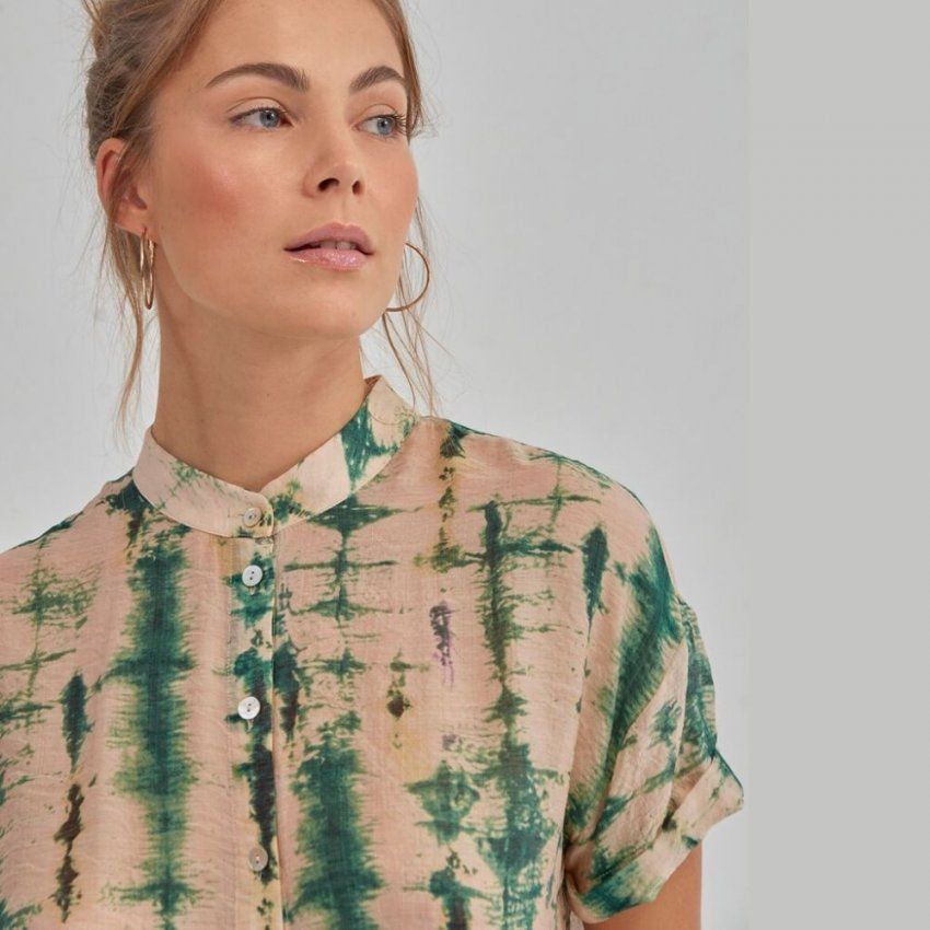 Camisa larga estampado tie dye de Surkana