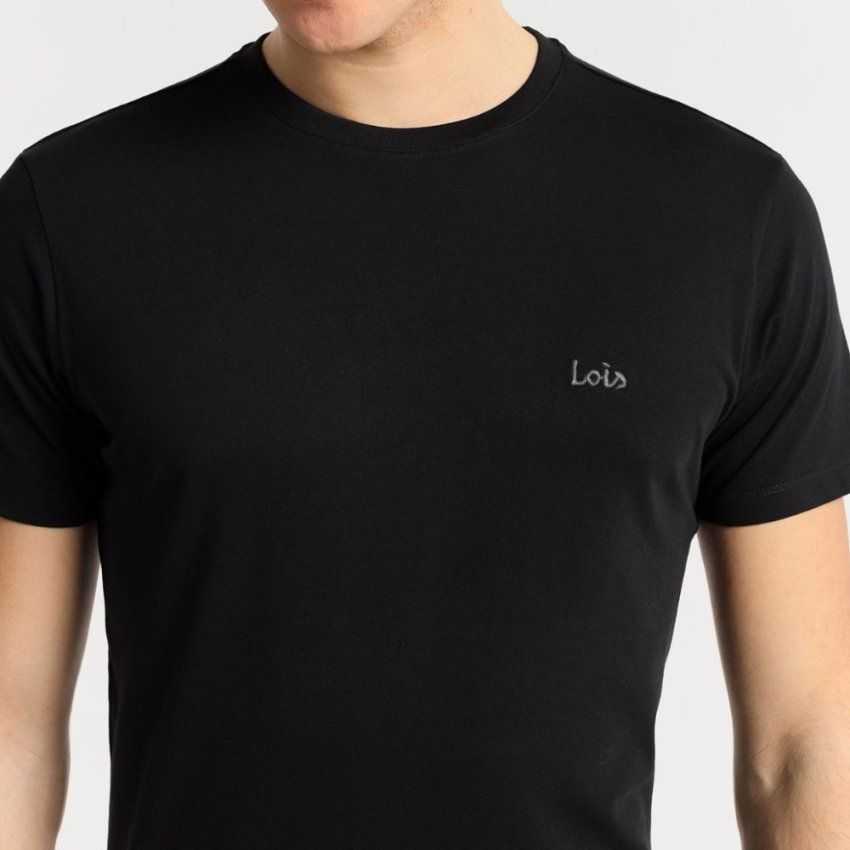 Camiseta negra de Lois