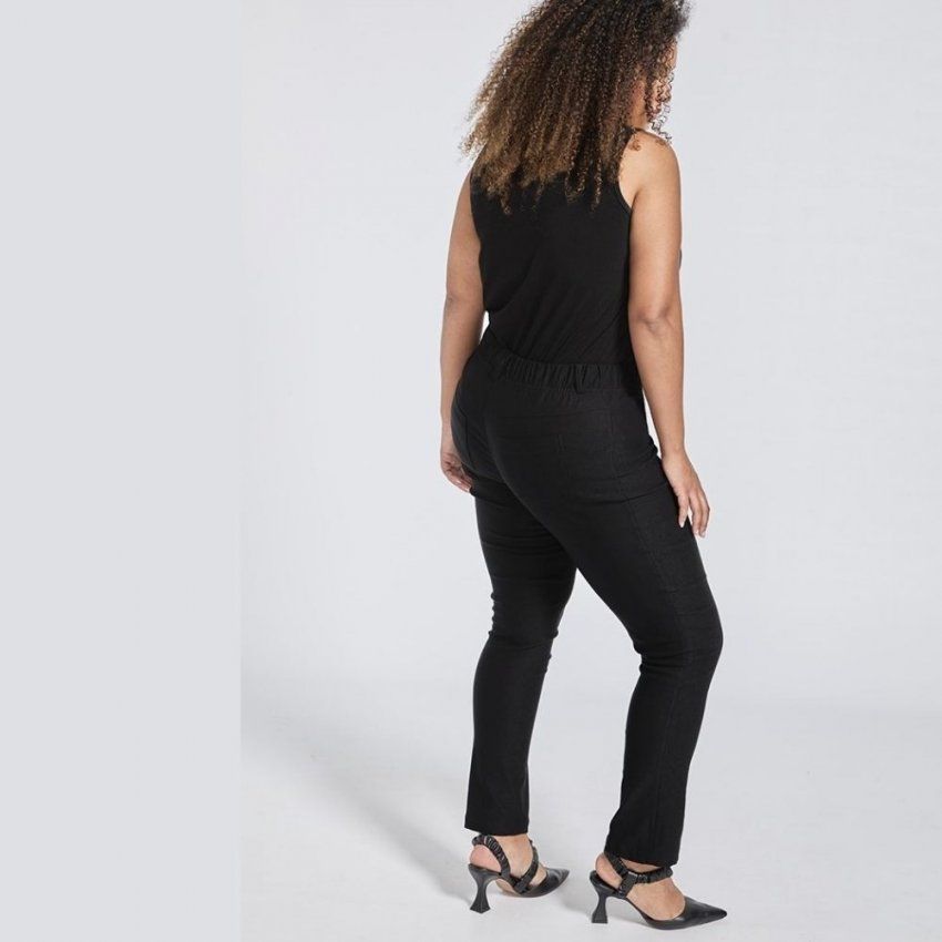 Pantalón elástico negro de SPG Woman