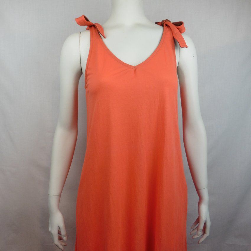 Vestido naranja de WNT Collection