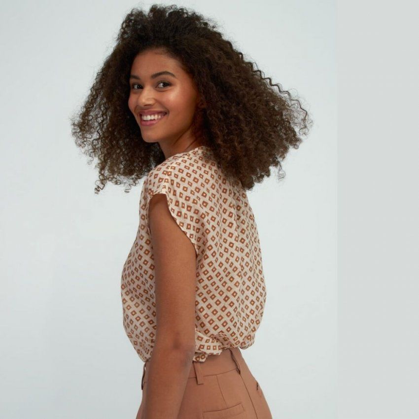 Blusa estampado de rombos de Surkana