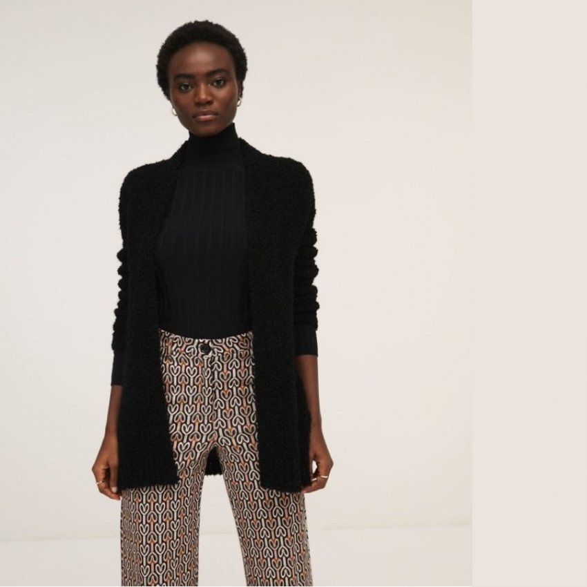 Chaqueta tricot larga negra de Surkana