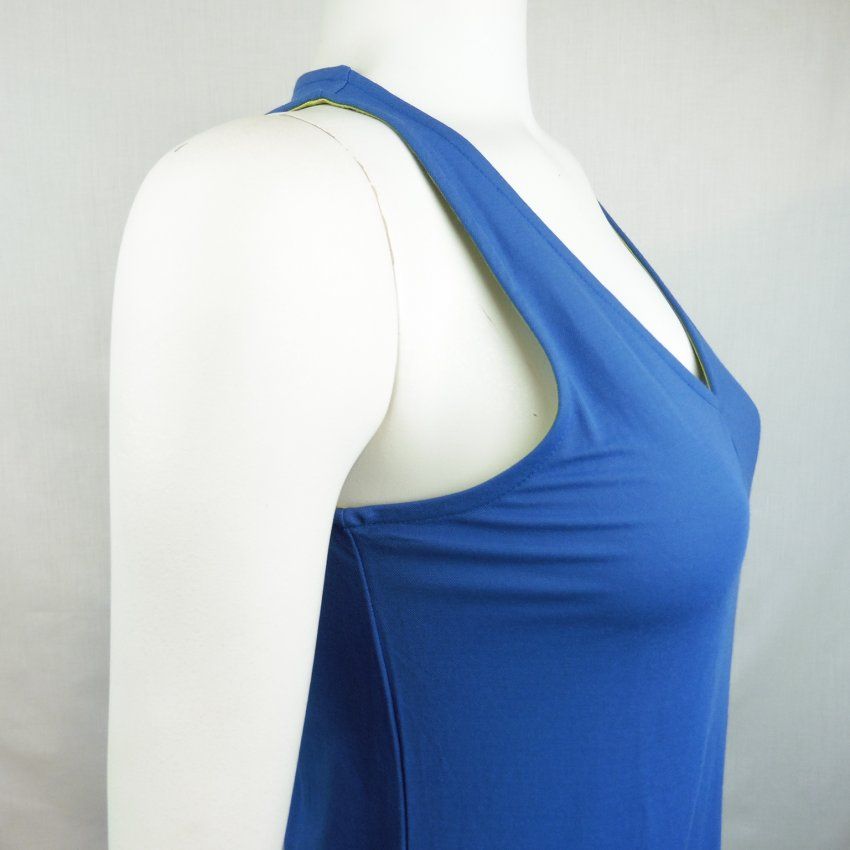 Vestido azulon de WNT Collection