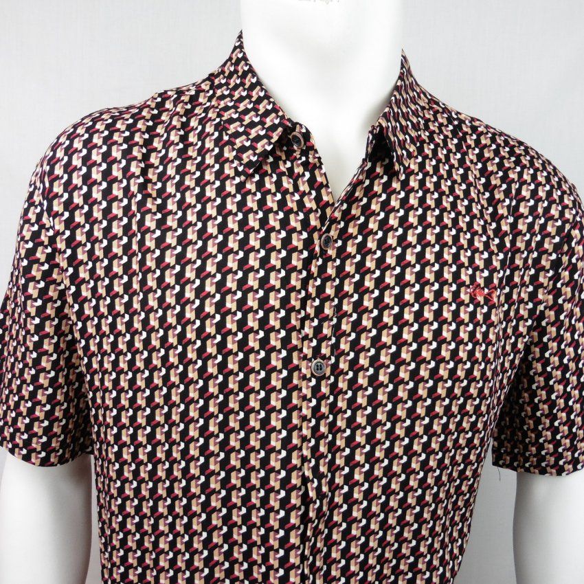 Camisa negra estampado geométrico de Dark & Fish
