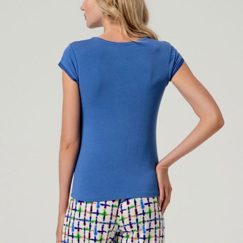 Camiseta azul de Surkana