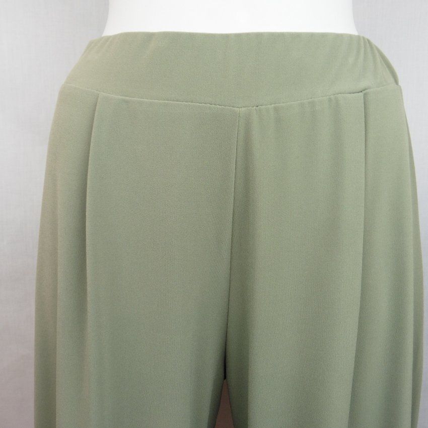 Pantalón tobillero de punto verde de Nayat