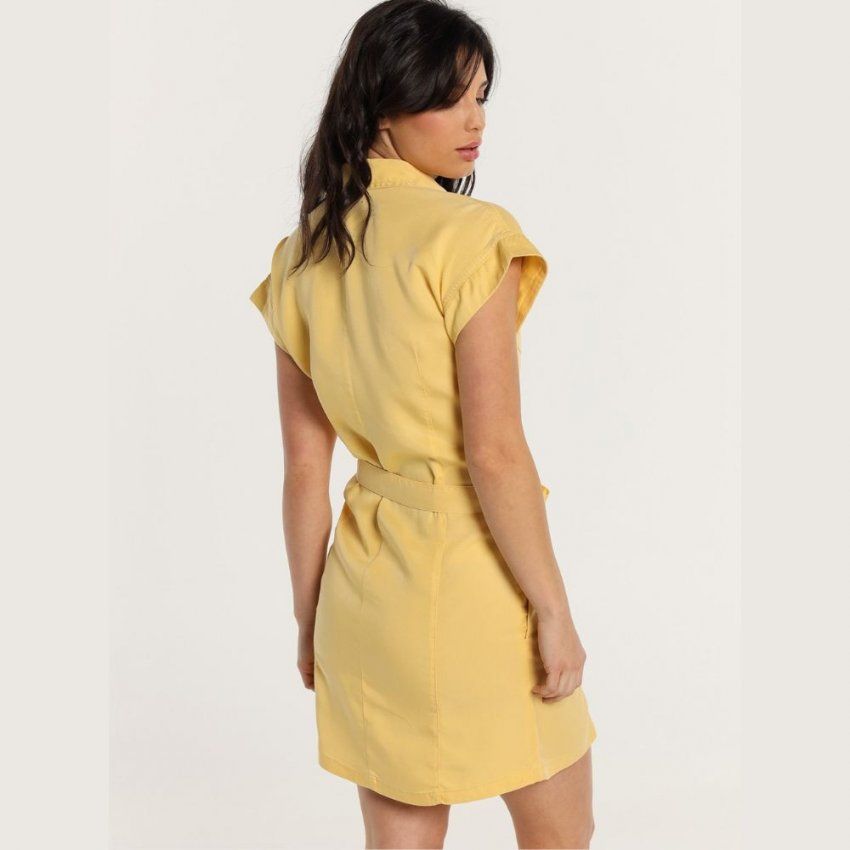 Vestido camisero amarillo de Lois