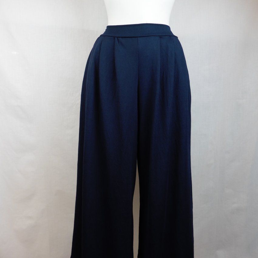 Pantalón ancho azul marino de WNT Collection