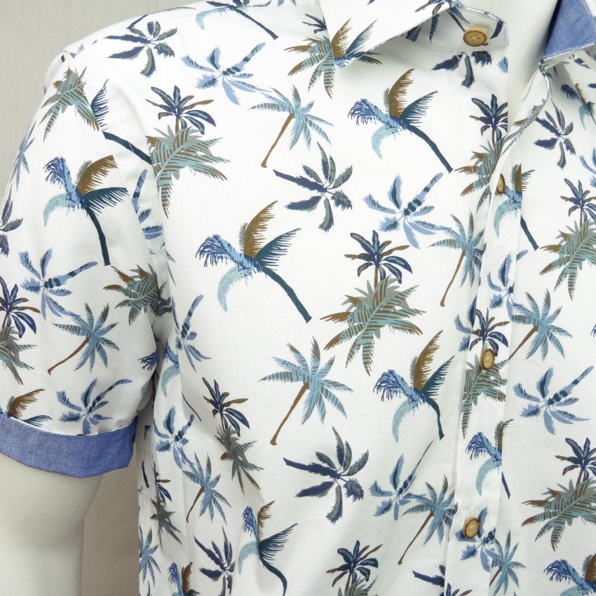 Camisa estampado palmeras de Corsare