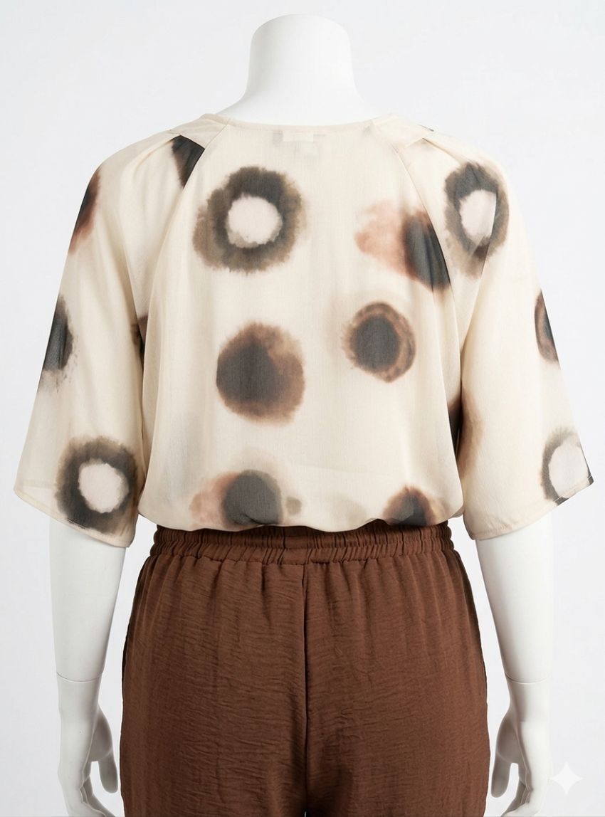 Blusa crudo manchas marrones y negras de Nayat