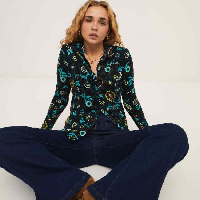 Camisa de punto flores de Surkana