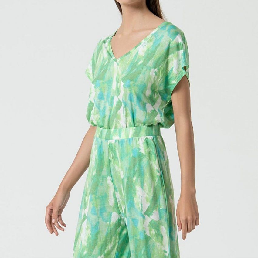 Pantalón estampado pinceladas verdes de Surkana