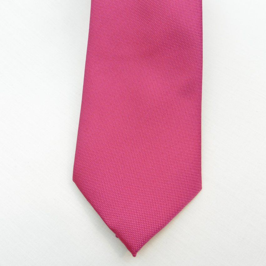 Corbata fucsia micro dibujo al tono de Boccola