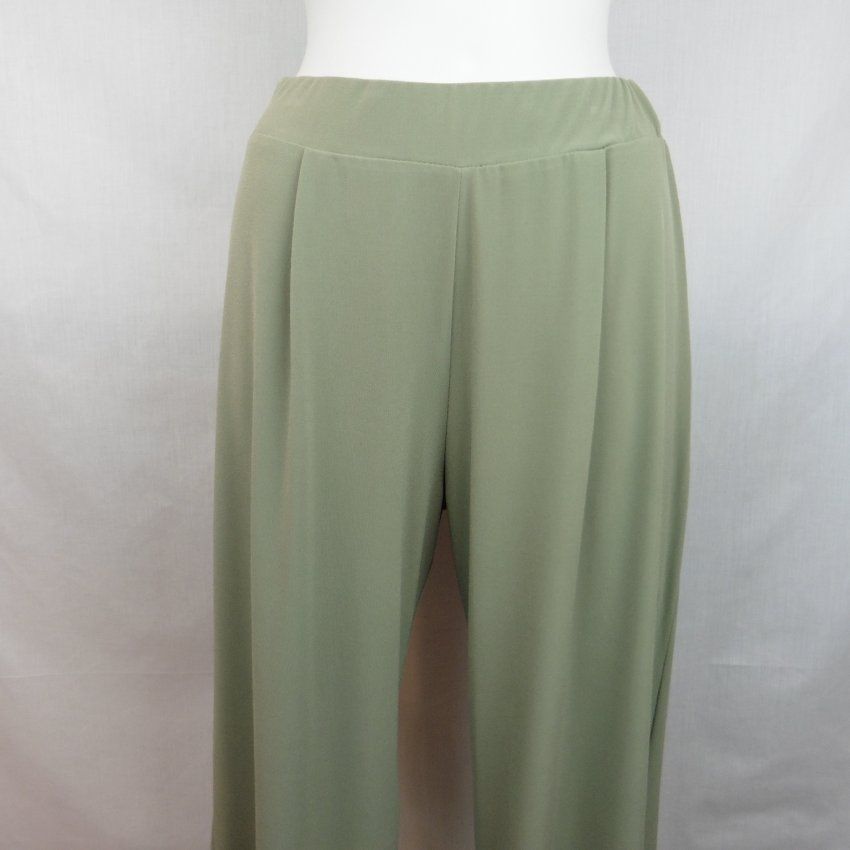 Pantalón tobillero de punto verde de Nayat