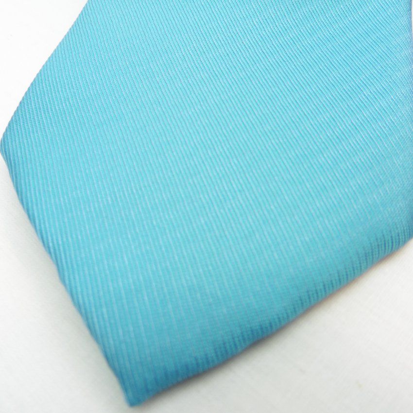 Corbata turquesa de Boccola