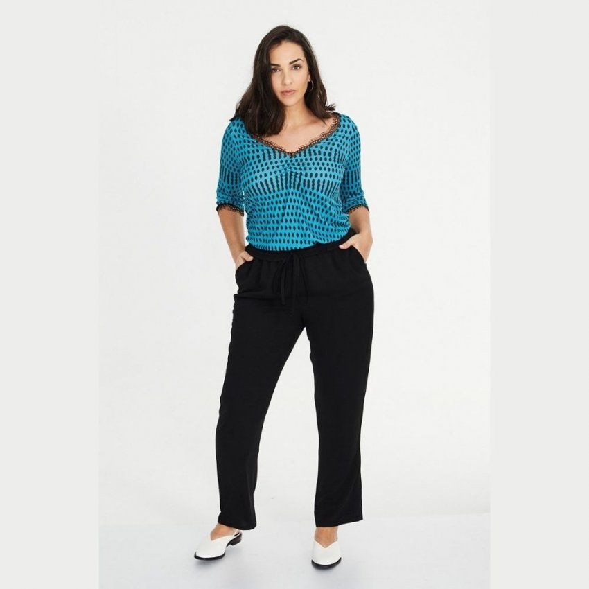 Pantalón poliéster negro de SPG Woman