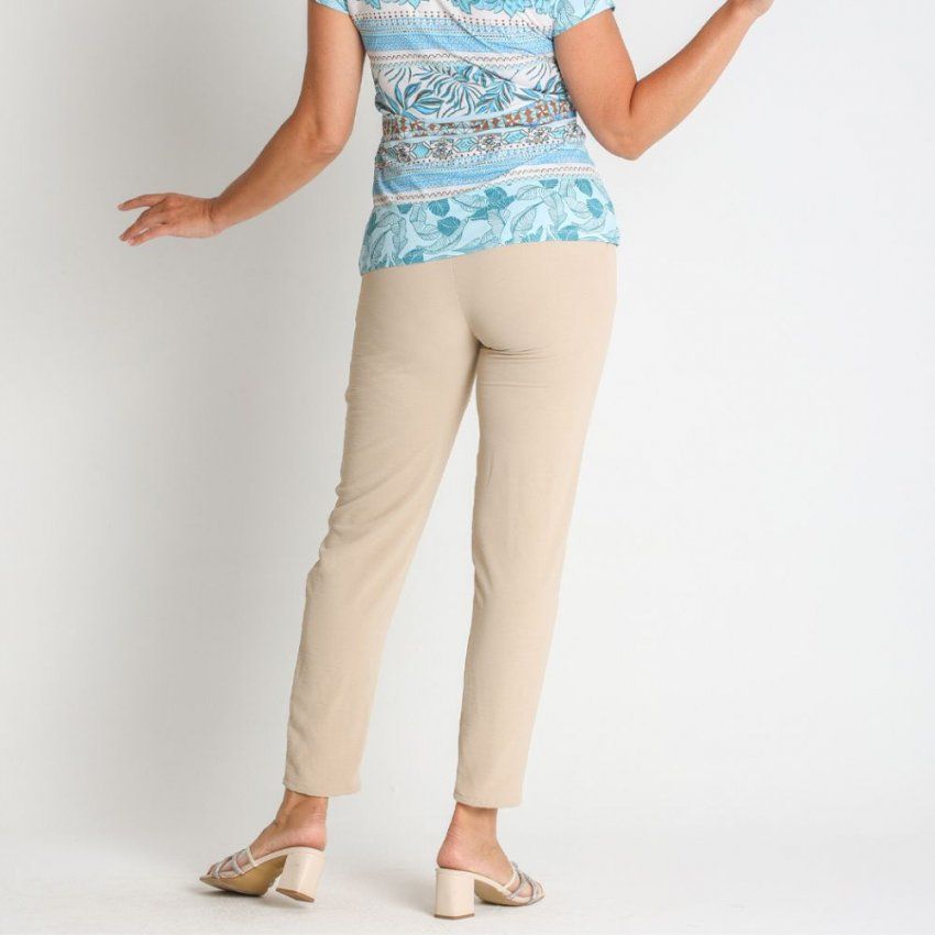 Pantalón fluido beige de Lourdes Castillo