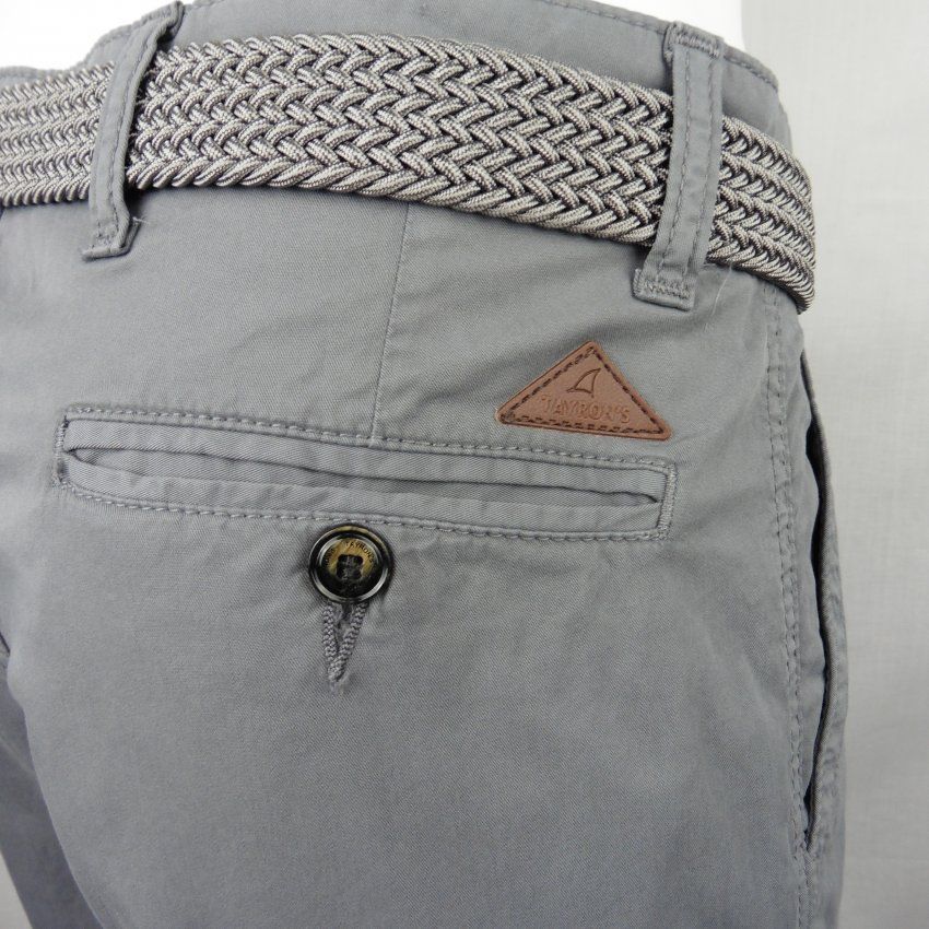 Pantalón gris de Tayron´s