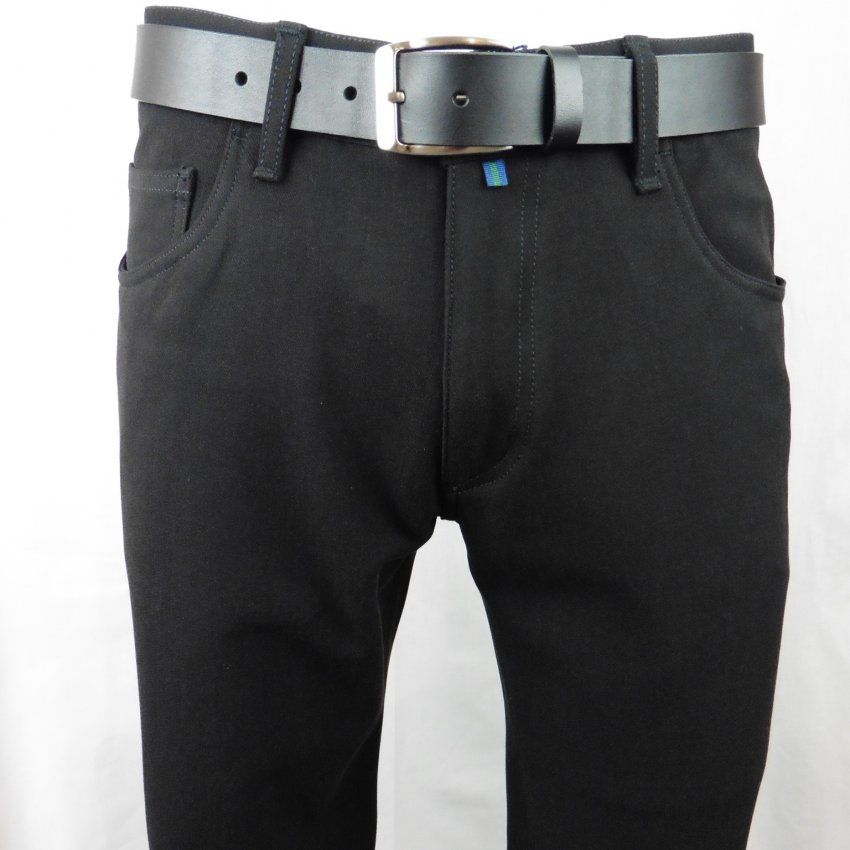 Pantalón negro de Décimo Hombre