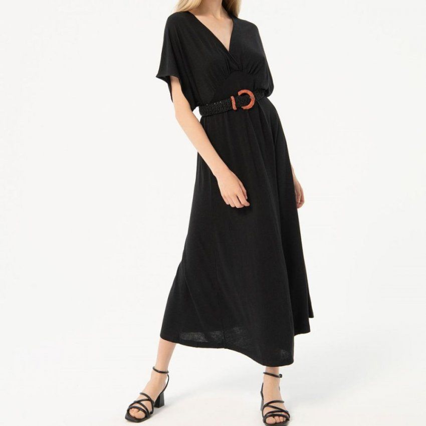 Vestido largo negro de Surkana