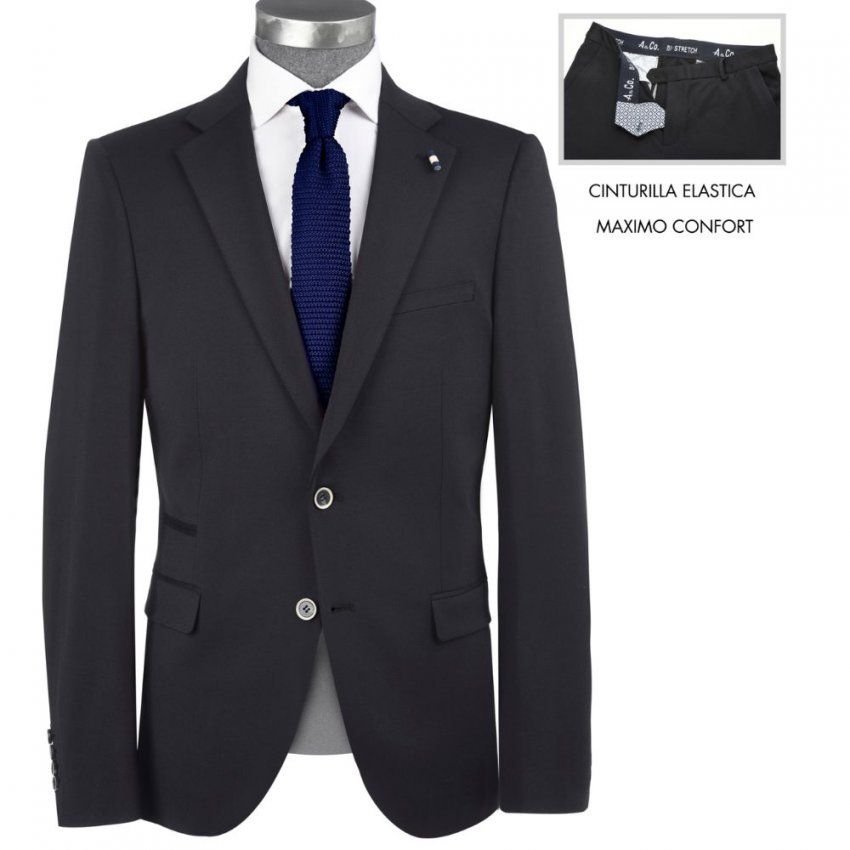 Traje negro de Alexander & Co.