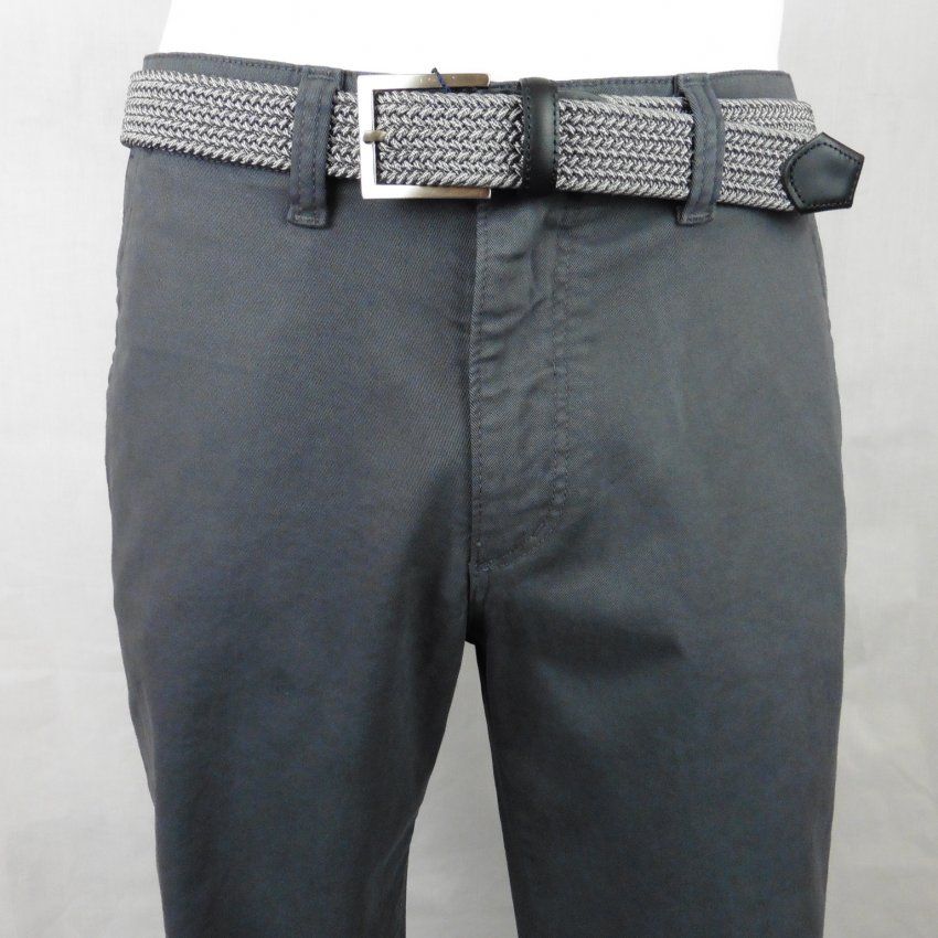 Pantalón gris de Tayron's