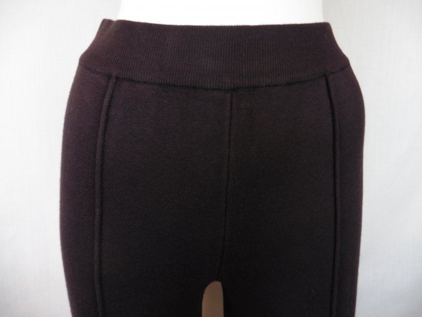 Pantalón punto marrón de WNT Collection