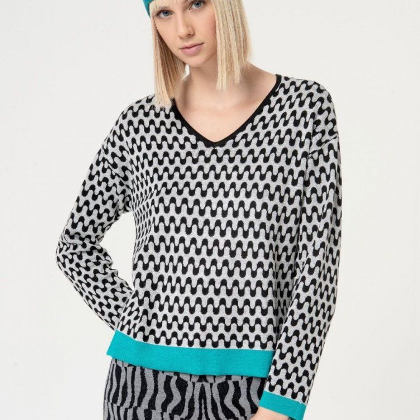 Jersey pico ondas negro de Surkana