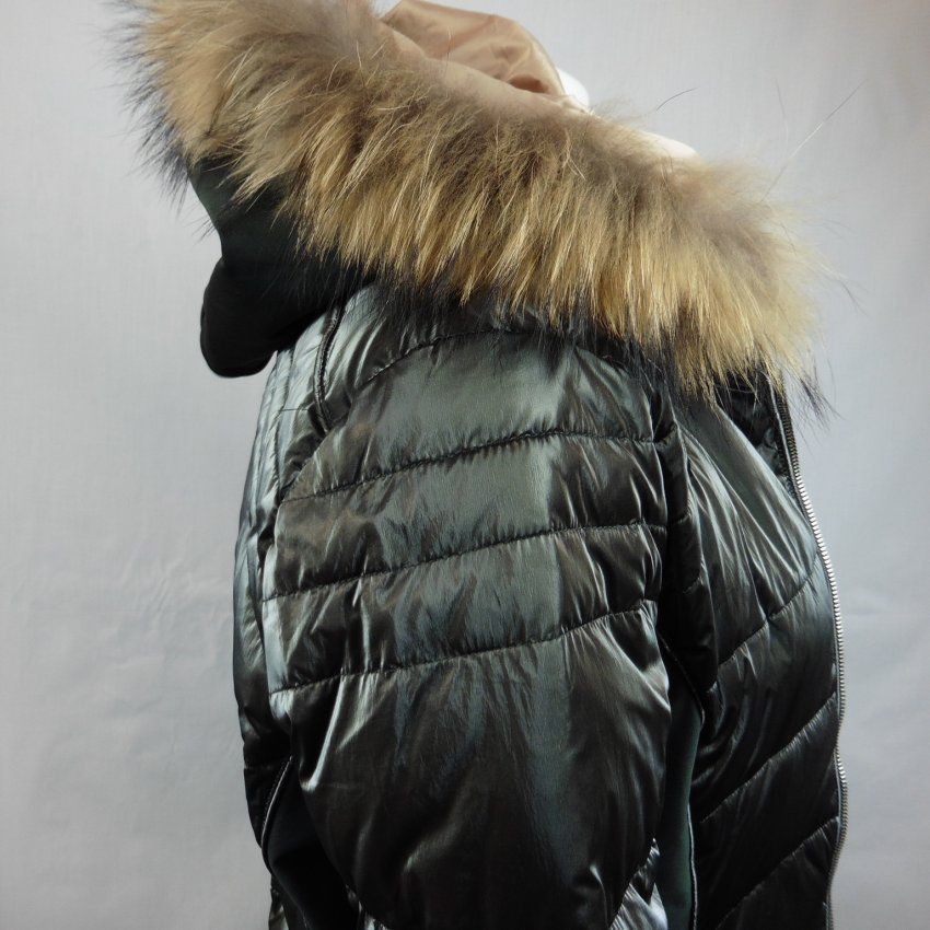 Chaquetón brillo de Yes Zee