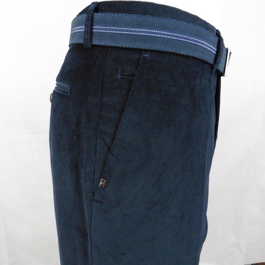 Pantalón pana azul de Tayron's