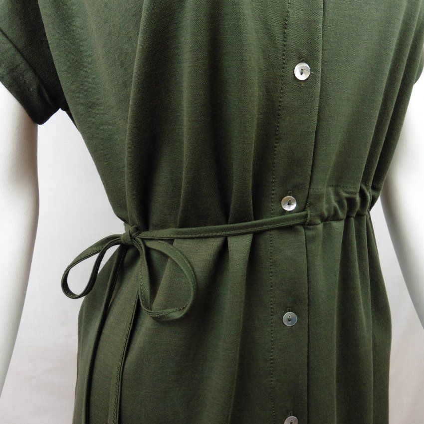 Vestido camisero verde oscuro de WNT Collection
