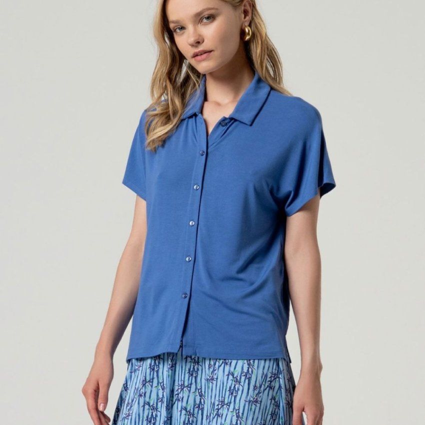 Camisa manga caida azul de Surkana