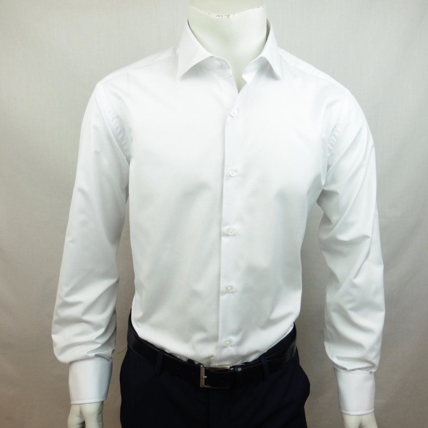 Camisa blanca relieve de Corsare