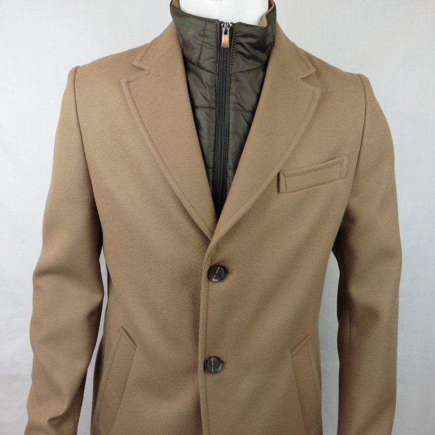 Chaquetón largo paño camel de Alexander & Co.