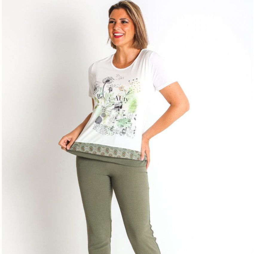 Camiseta blanca con dibujo verde de Nayat